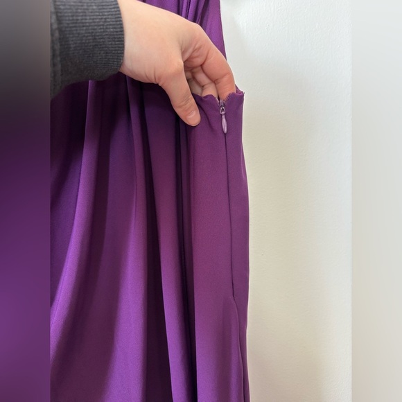 🎉4/30$🎉 Elegant Purple Sleeveless Dress💜✨ - Picture 3 of 6